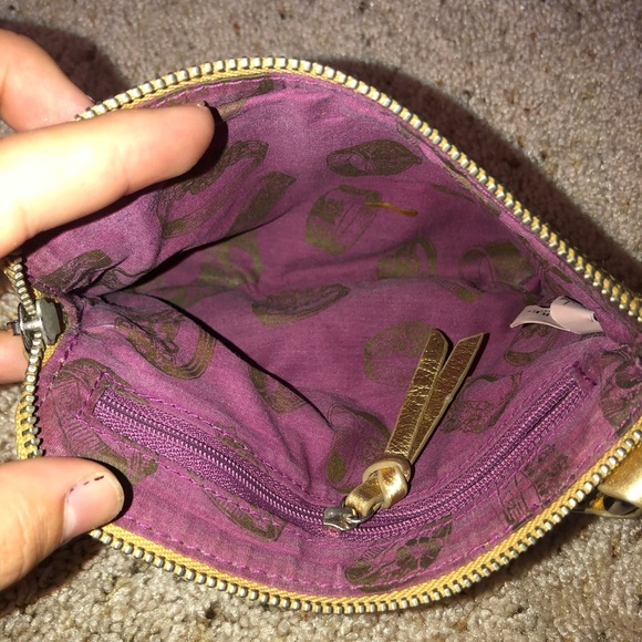 JUICY⚡️ COUTURE⚡️ WRISTLET⚡️ - Picture 4 of 5